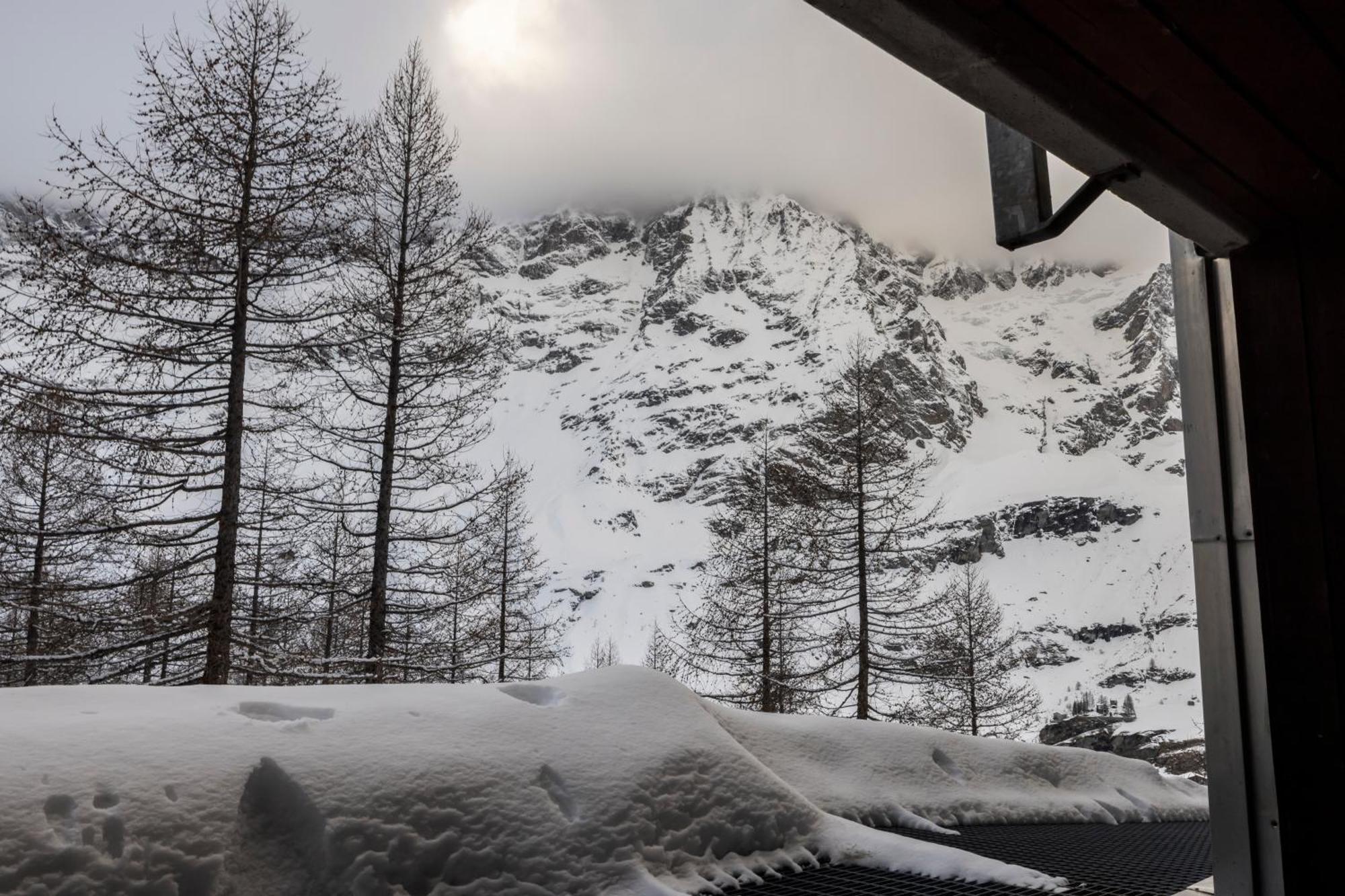 Erikzang - Cervinia Ski In Ski Out Apartments Breuil-Cervinia Ngoại thất bức ảnh